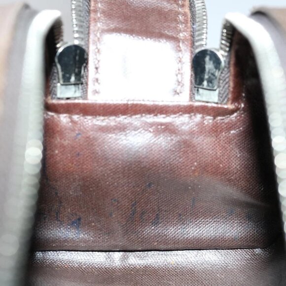 LOUIS VUITTON Taiga Trousse Yvan Clutch Bag Grizzly M32498 LV Auth 67738 - Picture 12 of 15